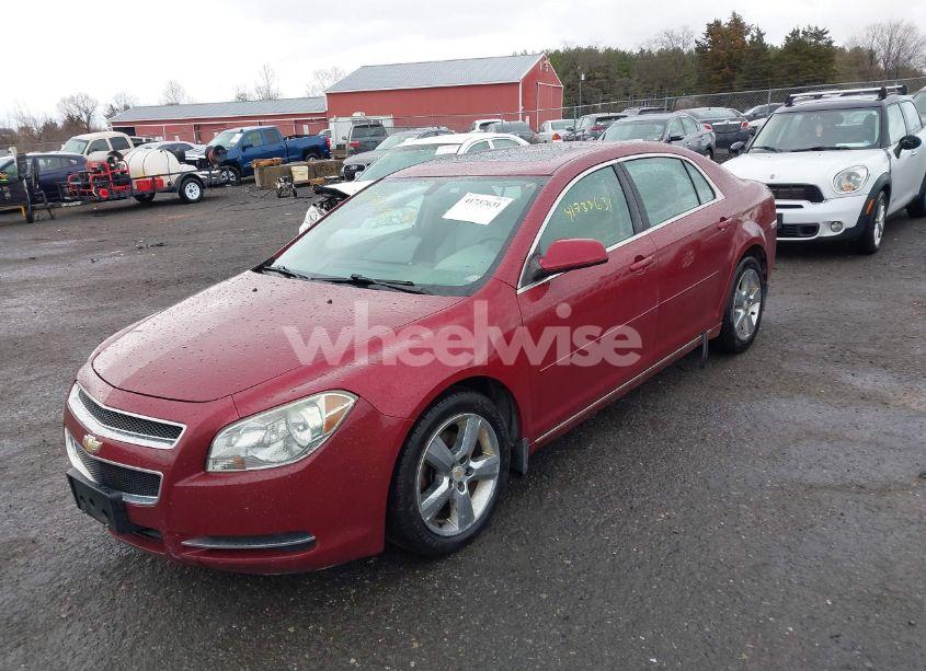 Photo 2 of 2011 Chevrolet Malibu 2LT (VIN 1G1ZD5E15BF130665)