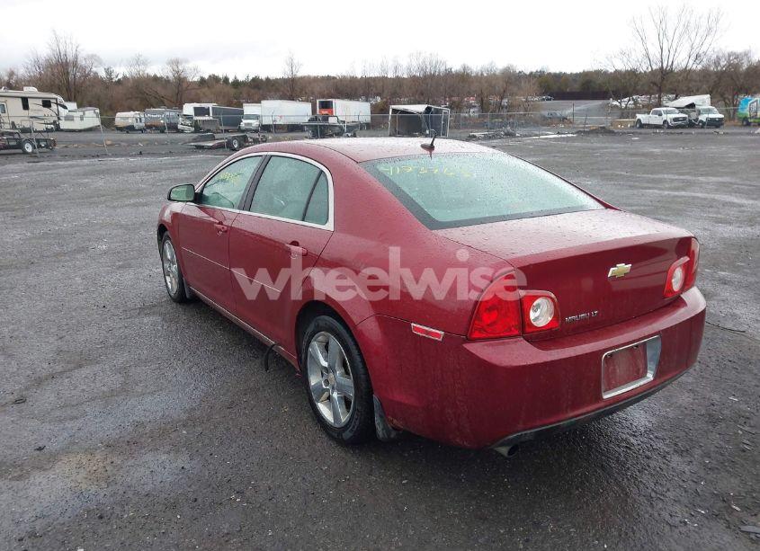 Photo 3 of 2011 Chevrolet Malibu 2LT (VIN 1G1ZD5E15BF130665)