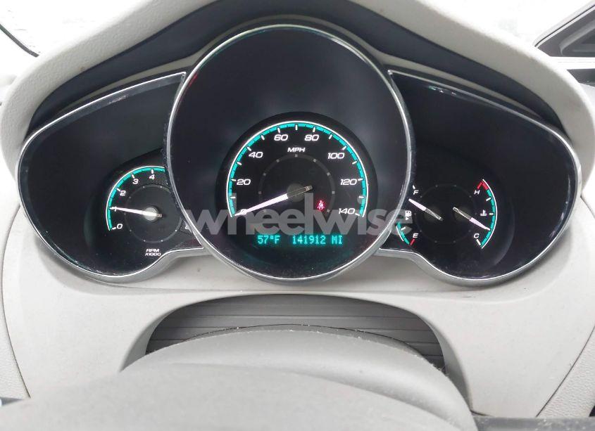 Photo 7 of 2011 Chevrolet Malibu 2LT (VIN 1G1ZD5E15BF130665)