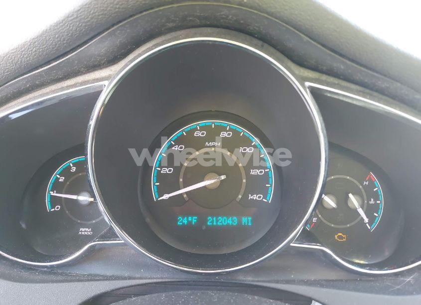 Photo 7 of 2011 Chevrolet Malibu 2LT (VIN 1G1ZD5E15BF214145)