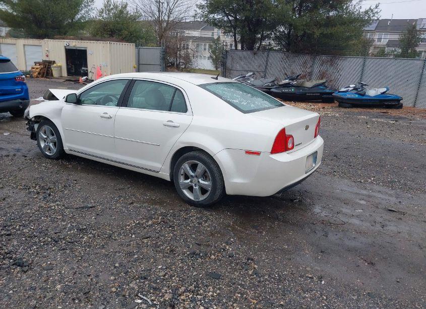 Photo 3 of 2011 Chevrolet Malibu 2LT (VIN 1G1ZD5E15BF384215)