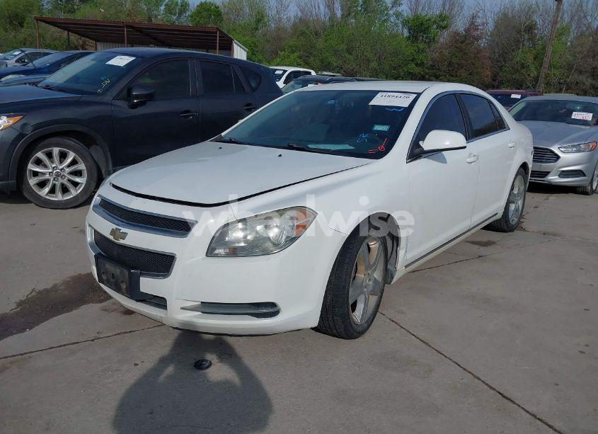 Photo 2 of 2011 Chevrolet Malibu 2LT (VIN 1G1ZD5E16BF254556)