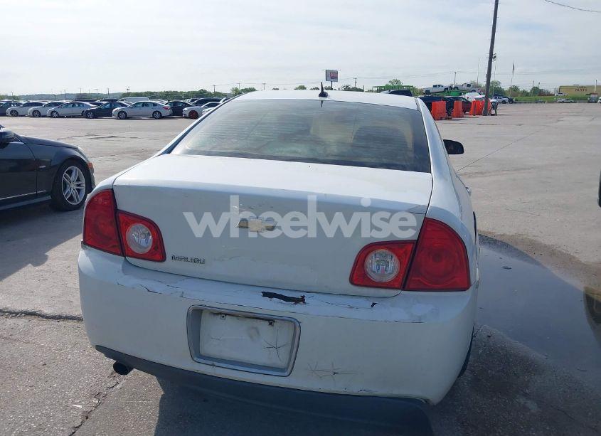 Photo 6 of 2011 Chevrolet Malibu 2LT (VIN 1G1ZD5E16BF254556)
