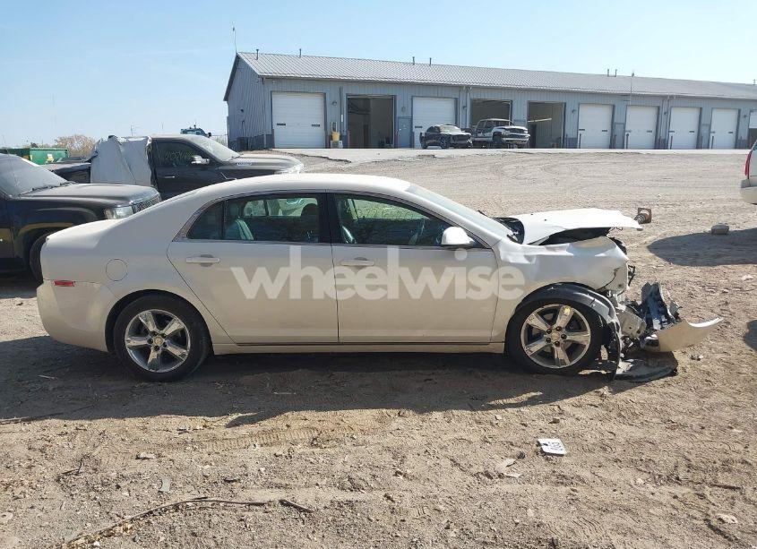 Photo 13 of 2011 Chevrolet Malibu 2LT (VIN 1G1ZD5E16BF354141)