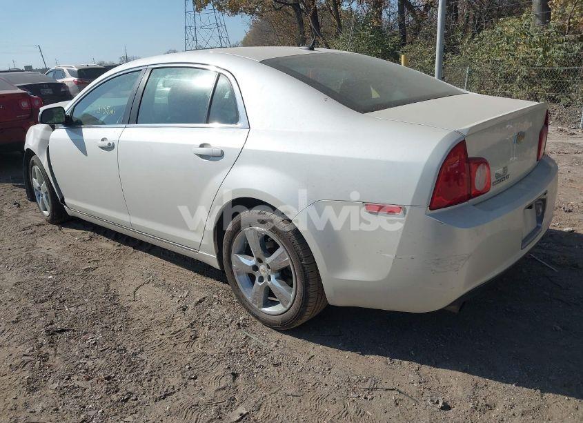 Photo 3 of 2011 Chevrolet Malibu 2LT (VIN 1G1ZD5E16BF354141)