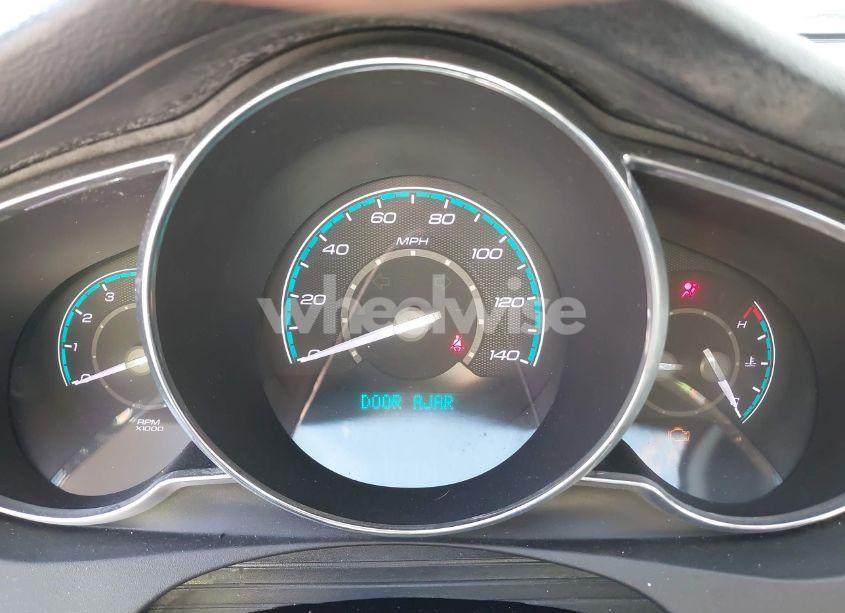 Photo 7 of 2011 Chevrolet Malibu 2LT (VIN 1G1ZD5E16BF354141)