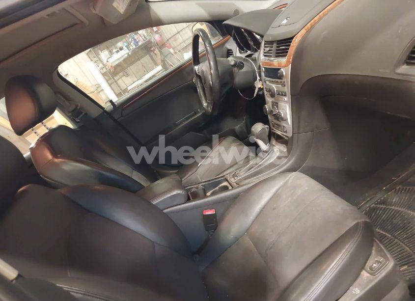 Photo 5 of 2011 Chevrolet Malibu 2LT (VIN 1G1ZD5E17BF215491)