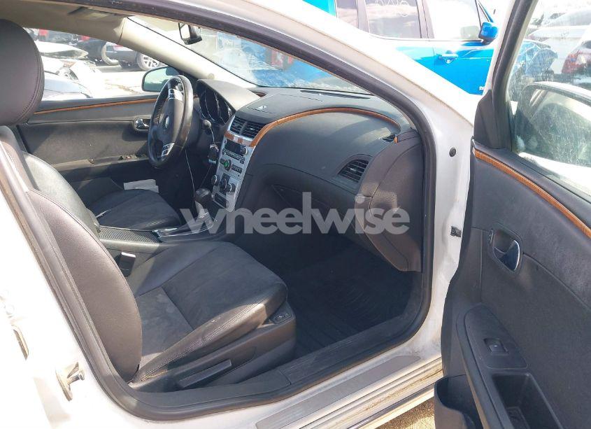 Photo 5 of 2011 Chevrolet Malibu 2LT (VIN 1G1ZD5E17BF386774)