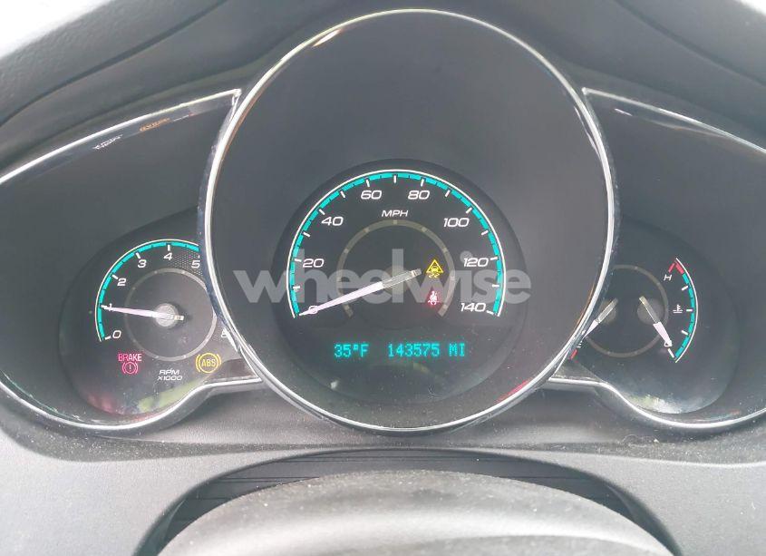 Photo 7 of 2011 Chevrolet Malibu 2LT (VIN 1G1ZD5E17BF386774)