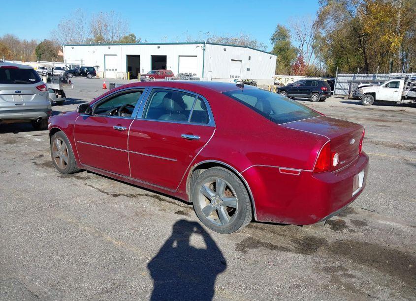 Photo 3 of 2011 Chevrolet Malibu 2LT (VIN 1G1ZD5E18BF142504)