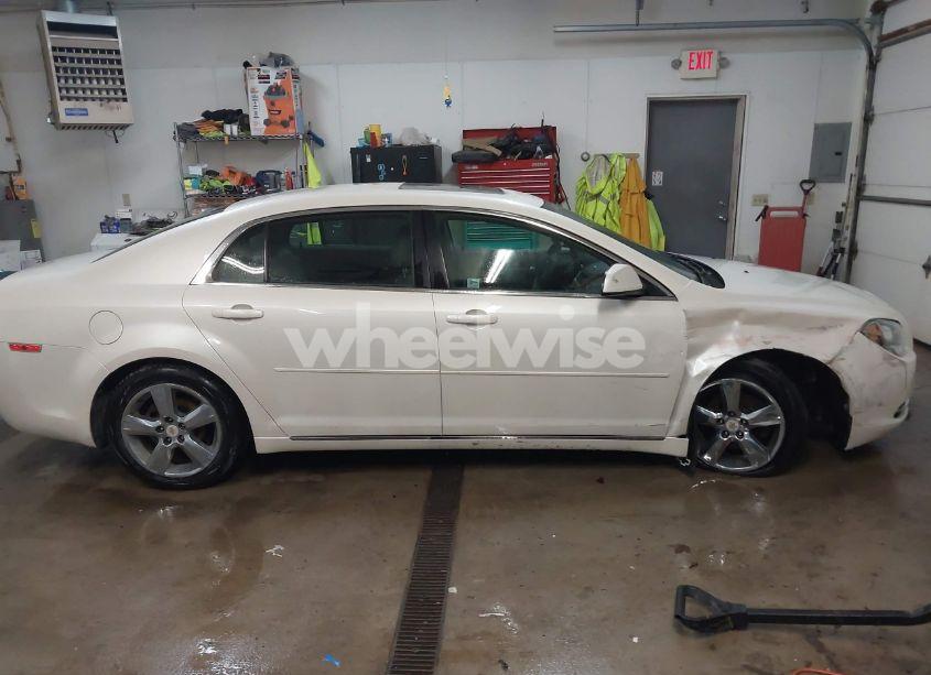 Photo 14 of 2011 Chevrolet Malibu 2LT (VIN 1G1ZD5E19BF259654)