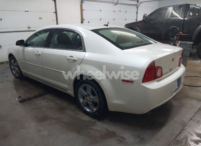 Photo 3 of 2011 Chevrolet Malibu 2LT (VIN 1G1ZD5E19BF259654)