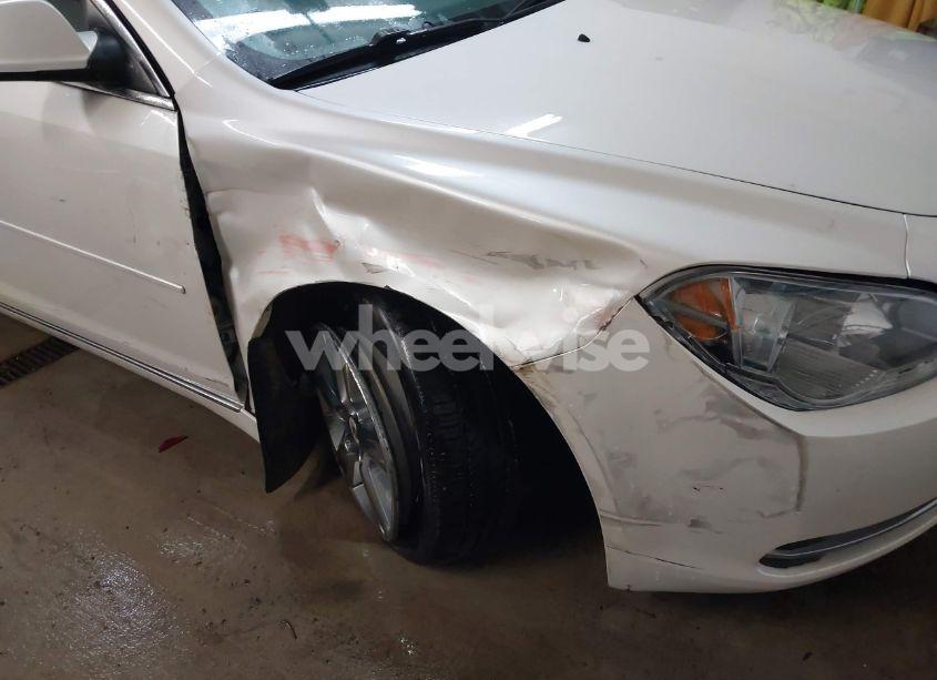 Photo 6 of 2011 Chevrolet Malibu 2LT (VIN 1G1ZD5E19BF259654)