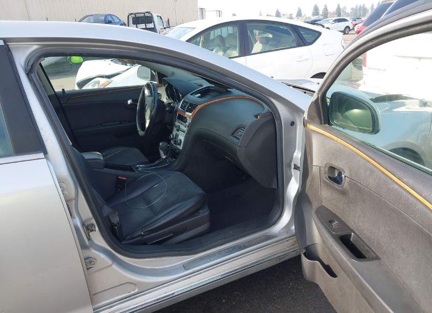 Photo 5 of 2011 Chevrolet Malibu 2LT (VIN 1G1ZD5E19BF367501)