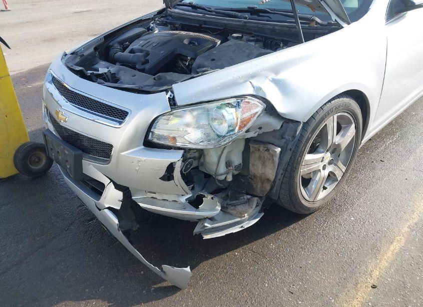 Photo 6 of 2011 Chevrolet Malibu 2LT (VIN 1G1ZD5E19BF367501)