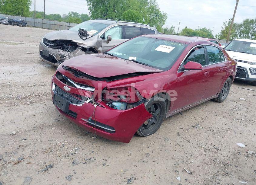 Photo 2 of 2011 Chevrolet Malibu 2LT (VIN 1G1ZD5E1XBF105602)