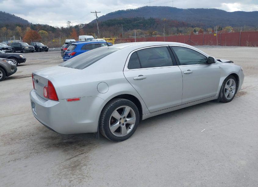 Photo 4 of 2011 Chevrolet Malibu 2LT (VIN 1G1ZD5E1XBF125025)