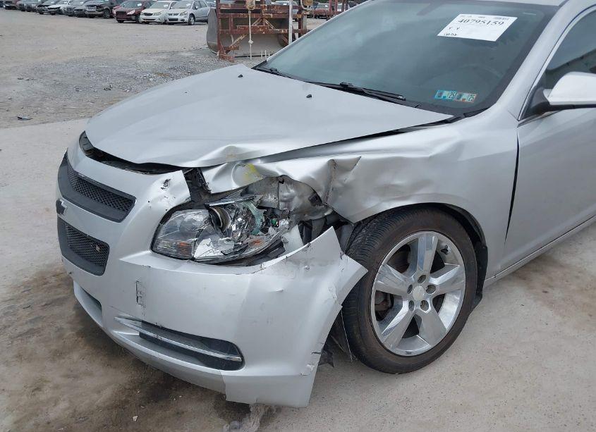 Photo 6 of 2011 Chevrolet Malibu 2LT (VIN 1G1ZD5E1XBF125025)