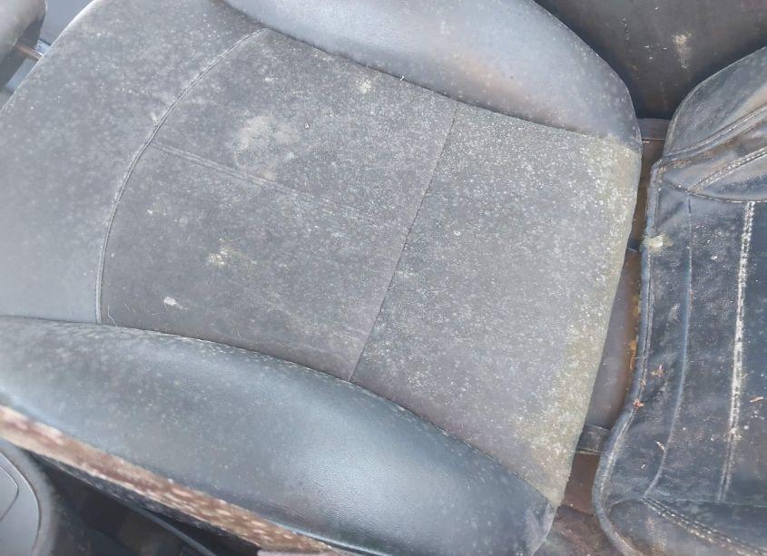 Photo 12 of 2011 Chevrolet Malibu 2LT (VIN 1G1ZD5E71BF105265)