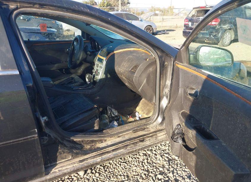 Photo 5 of 2011 Chevrolet Malibu 2LT (VIN 1G1ZD5E71BF105265)