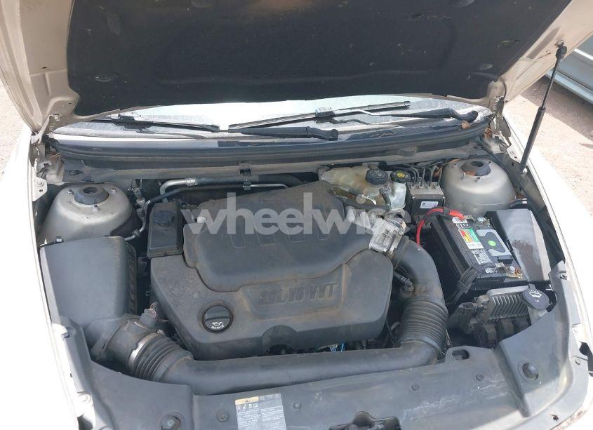 Photo 10 of 2011 Chevrolet Malibu 2LT (VIN 1G1ZD5E71BF279868)