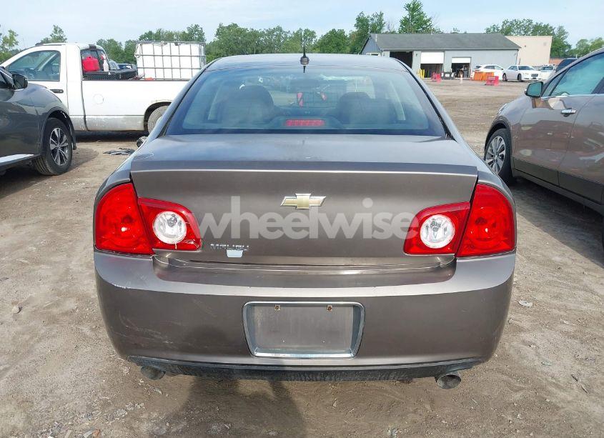 Photo 16 of 2010 Chevrolet Malibu LT (VIN 1G1ZD5E73AF305823)