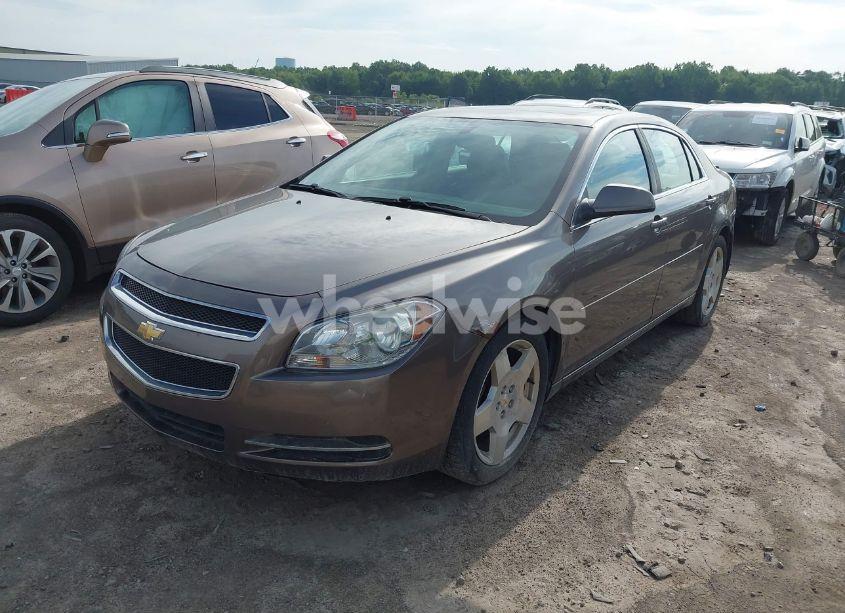 Photo 2 of 2010 Chevrolet Malibu LT (VIN 1G1ZD5E73AF305823)