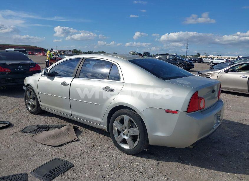 Photo 3 of 2011 Chevrolet Malibu 2LT (VIN 1G1ZD5E75BF373168)