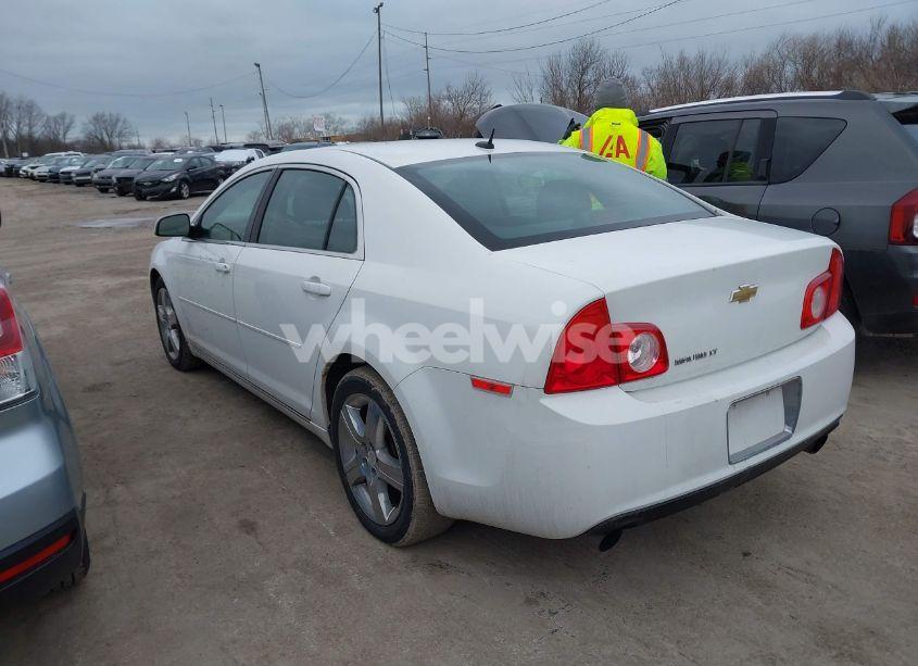 Photo 3 of 2011 Chevrolet Malibu 2LT (VIN 1G1ZD5E78BF394029)