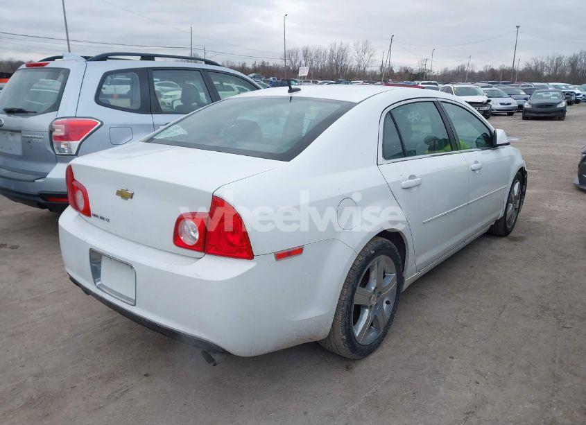 Photo 4 of 2011 Chevrolet Malibu 2LT (VIN 1G1ZD5E78BF394029)