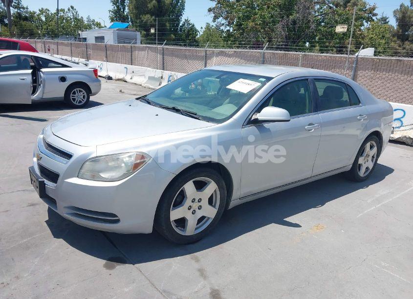 Photo 2 of 2010 Chevrolet Malibu LT (VIN 1G1ZD5E79AF204530)
