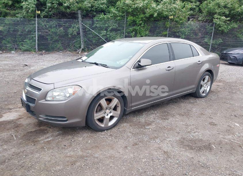 Photo 2 of 2011 Chevrolet Malibu 2LT (VIN 1G1ZD5E7XBF230443)