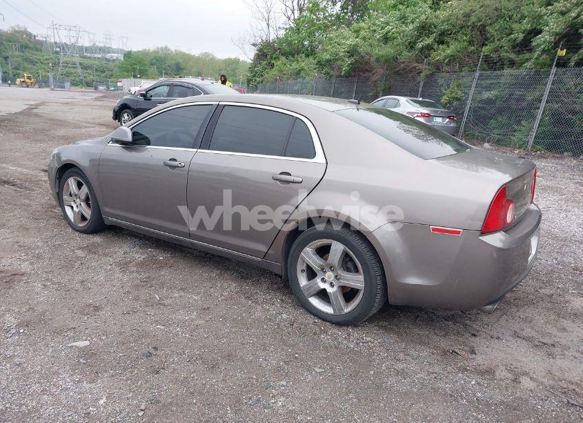 Photo 3 of 2011 Chevrolet Malibu 2LT (VIN 1G1ZD5E7XBF230443)