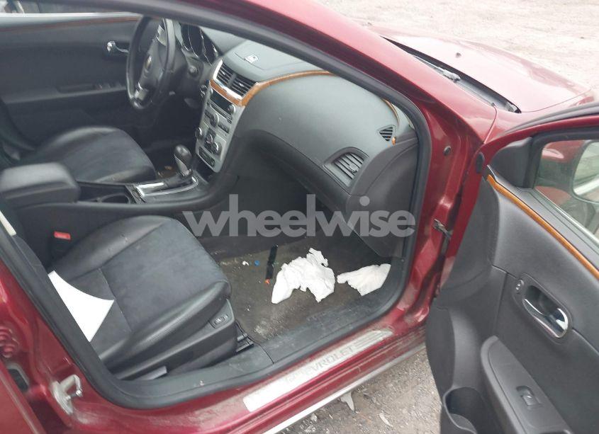 Photo 5 of 2010 Chevrolet Malibu LT (VIN 1G1ZD5EB1AF275404)