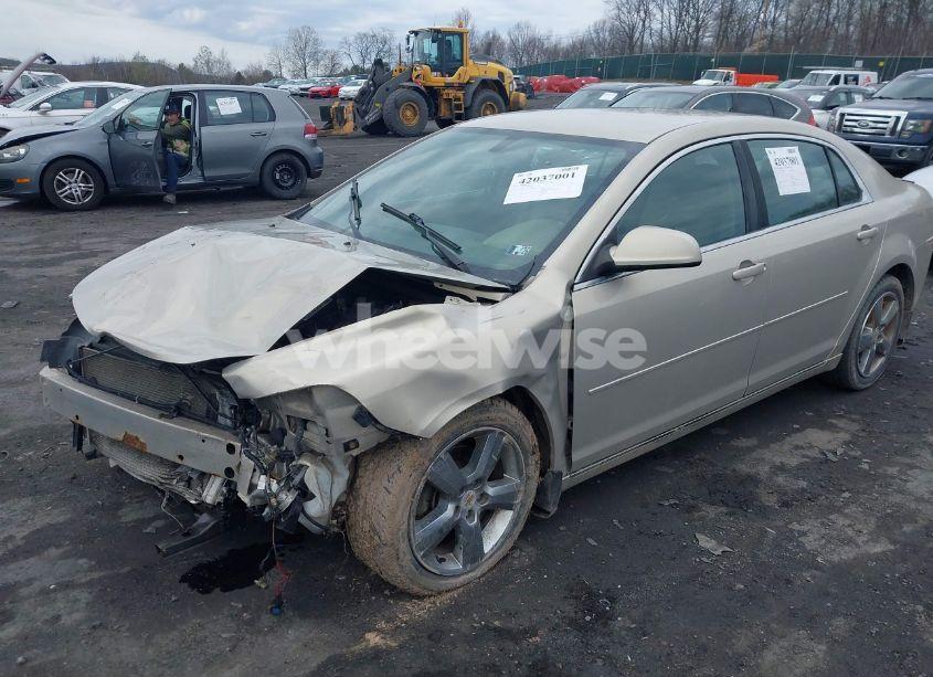 Photo 2 of 2010 Chevrolet Malibu LT (VIN 1G1ZD5EB3AF208237)