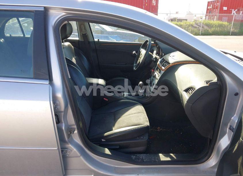 Photo 5 of 2010 Chevrolet Malibu LT (VIN 1G1ZD5EB6A4127115)