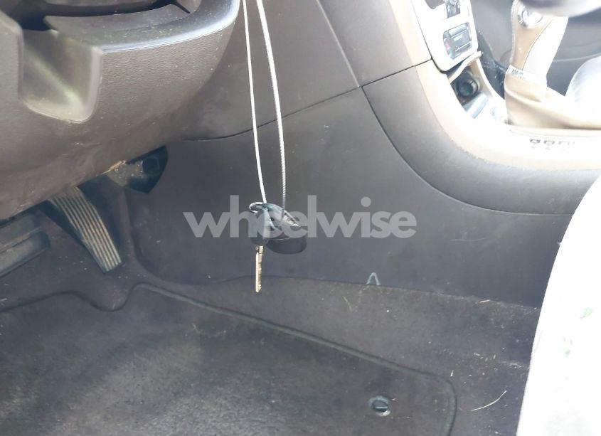 Photo 11 of 2010 Chevrolet Malibu LT (VIN 1G1ZD5EB6AF104311)