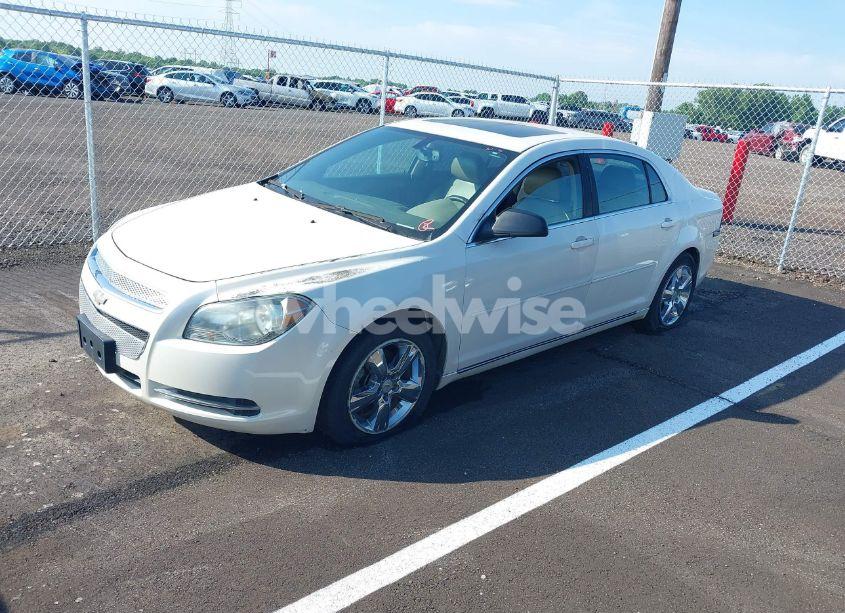 Photo 2 of 2010 Chevrolet Malibu LT (VIN 1G1ZD5EB6AF104311)