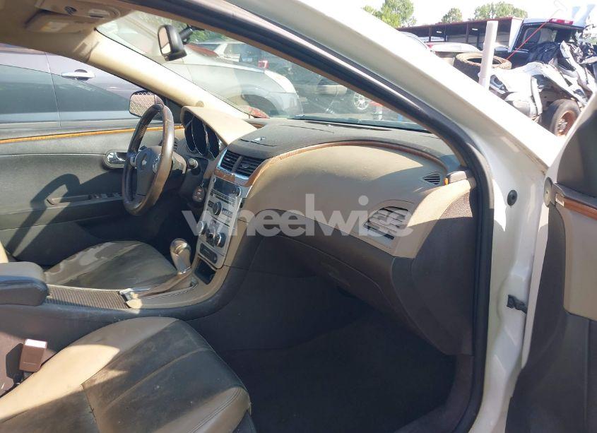 Photo 5 of 2010 Chevrolet Malibu LT (VIN 1G1ZD5EB6AF104311)