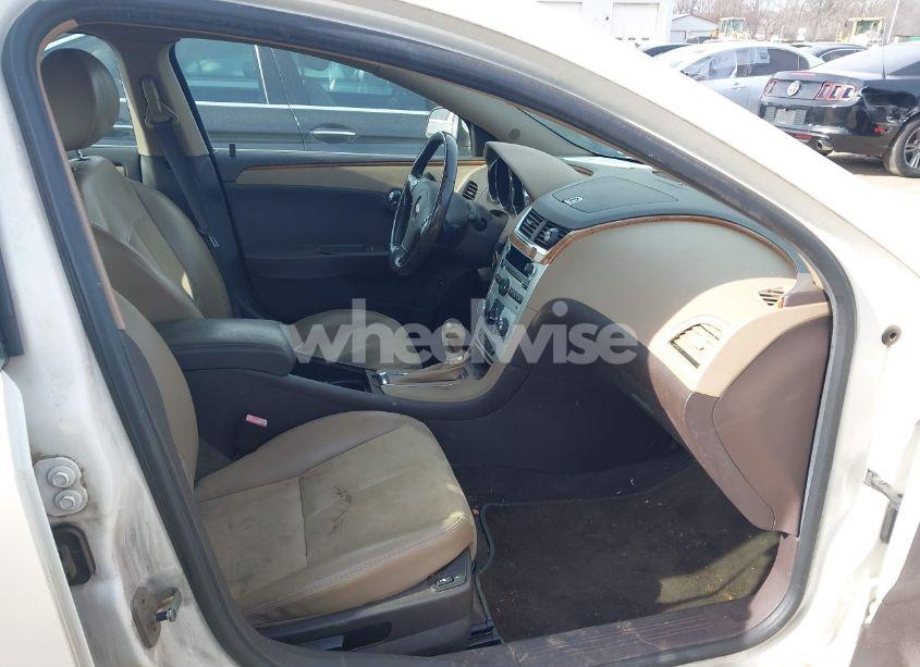 Photo 5 of 2010 Chevrolet Malibu LT (VIN 1G1ZD5EB7AF162105)