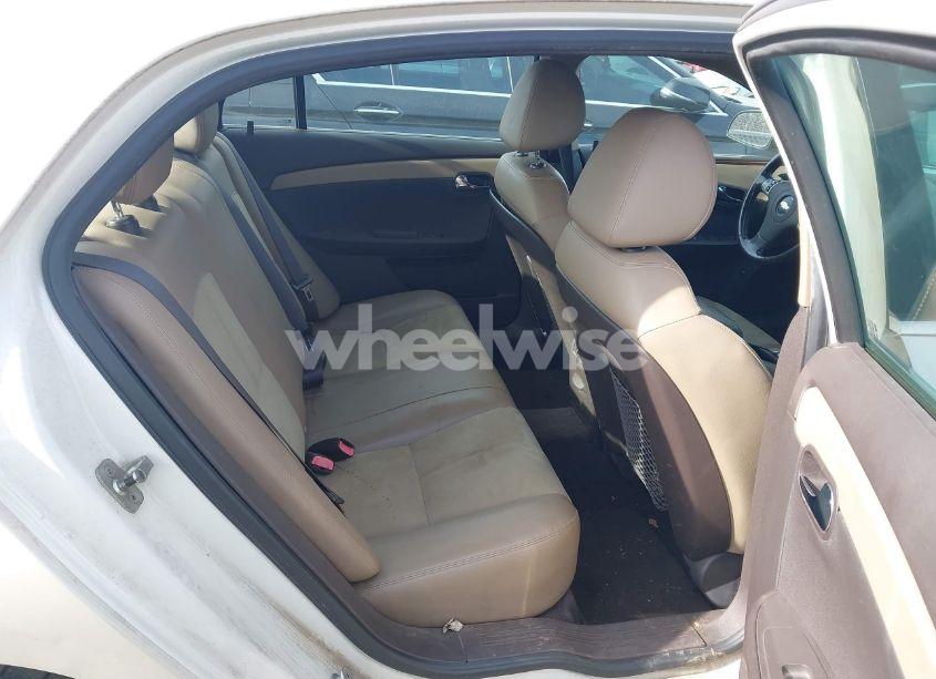 Photo 8 of 2010 Chevrolet Malibu LT (VIN 1G1ZD5EB7AF162105)