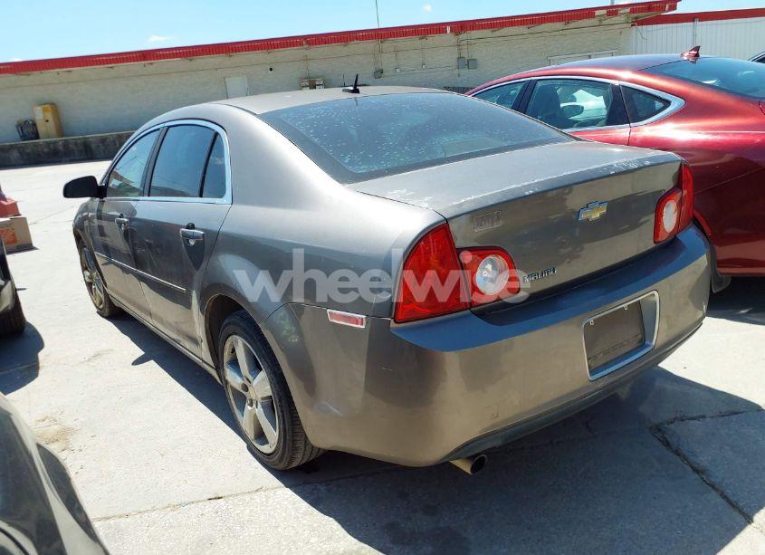 Photo 3 of 2010 Chevrolet Malibu LT (VIN 1G1ZD5EB7AF176103)