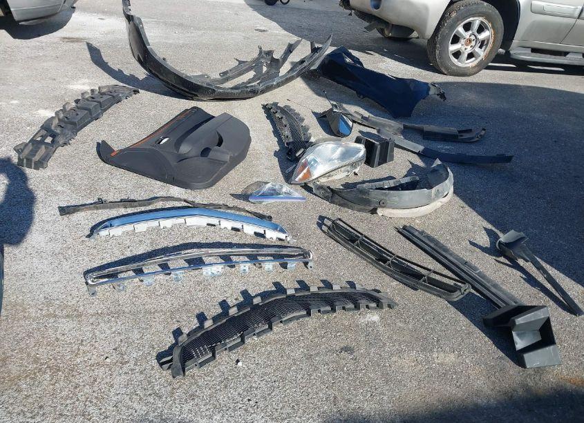 Photo 12 of 2011 Chevrolet Malibu 2LT (VIN 1G1ZD5EU0BF225564)