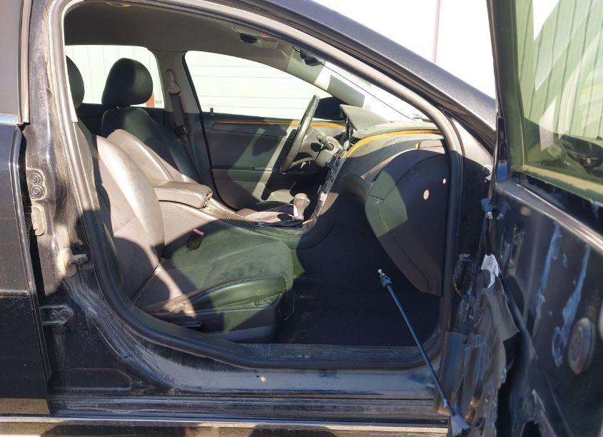 Photo 5 of 2011 Chevrolet Malibu 2LT (VIN 1G1ZD5EU0BF225564)