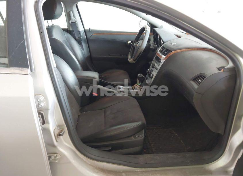 Photo 5 of 2011 Chevrolet Malibu 2LT (VIN 1G1ZD5EU3BF348467)