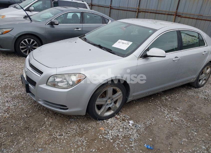 Photo 2 of 2011 Chevrolet Malibu 2LT (VIN 1G1ZD5EU5BF389554)