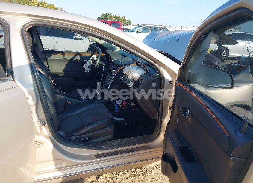 Photo 5 of 2012 Chevrolet Malibu 2LT (VIN 1G1ZD5EU7CF353625)