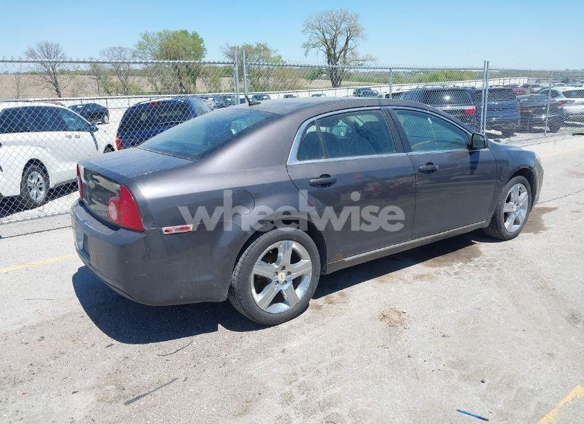 Photo 4 of 2011 Chevrolet Malibu 2LT (VIN 1G1ZD5EU8BF247991)