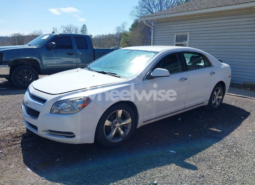 Photo 2 of 2012 Chevrolet Malibu 2LT (VIN 1G1ZD5EU8CF374841)
