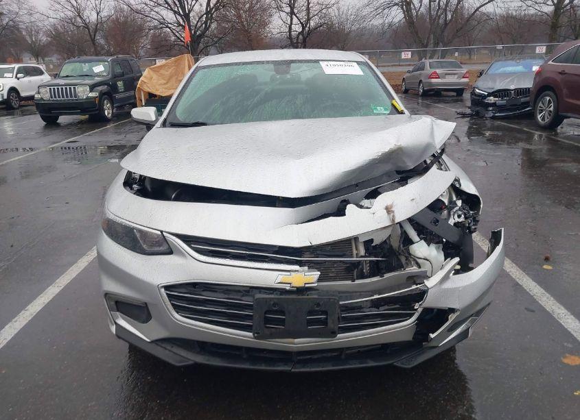 Photo 12 of 2018 Chevrolet Malibu LT (VIN 1G1ZD5ST0JF109422)